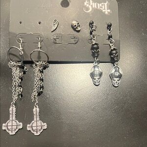 Silver and Black Gothic Earrings Set